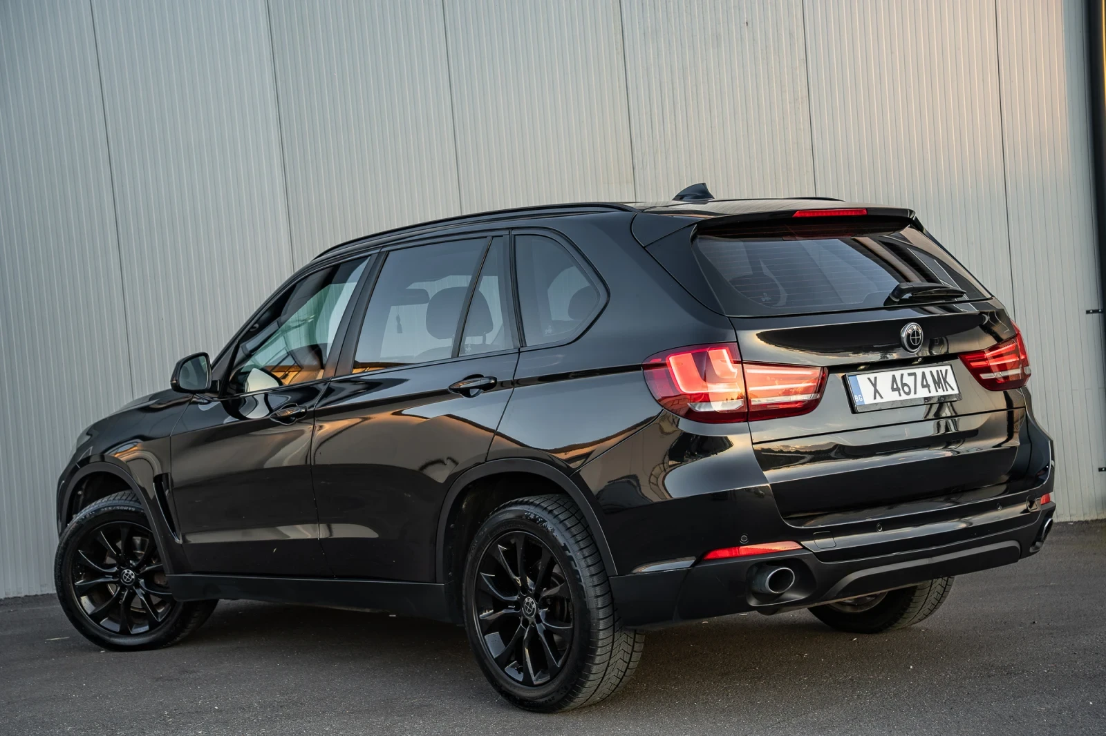 BMW X5 Личен автомобил всичко платено ЛИЗИНГ, снимка 4 - Автомобили и джипове - 54993973