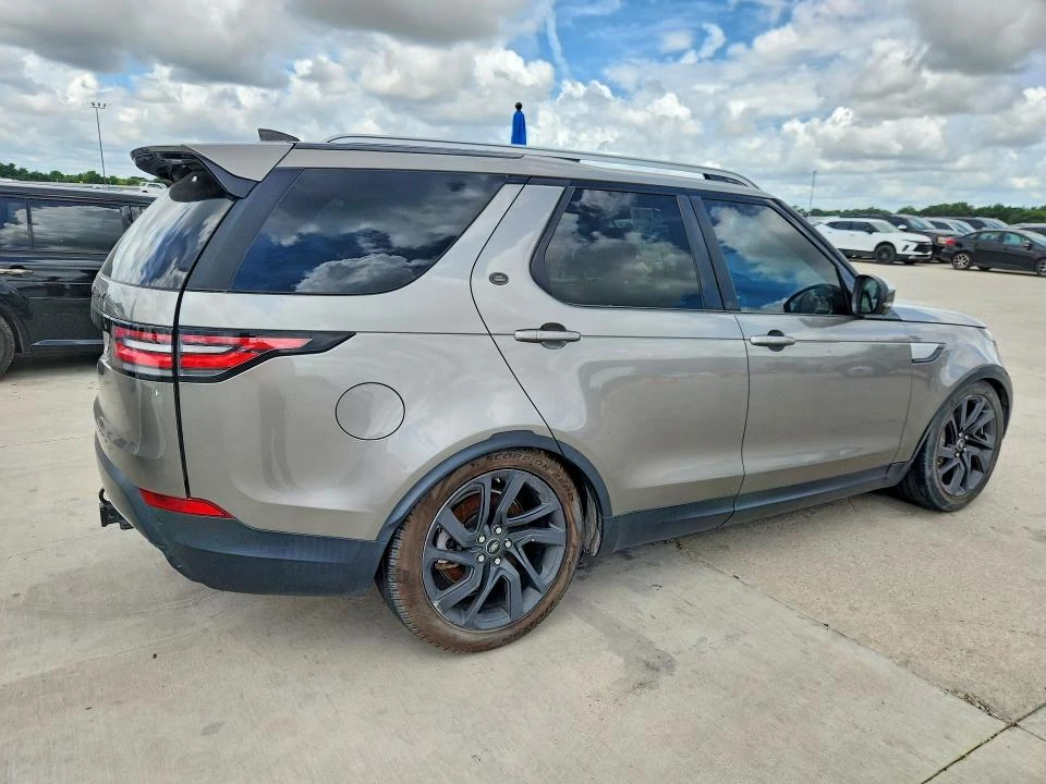 Land Rover Discovery Sport 3.0 БЕНЗИН SUPERCHARGED , снимка 3 - Автомобили и джипове - 55130093