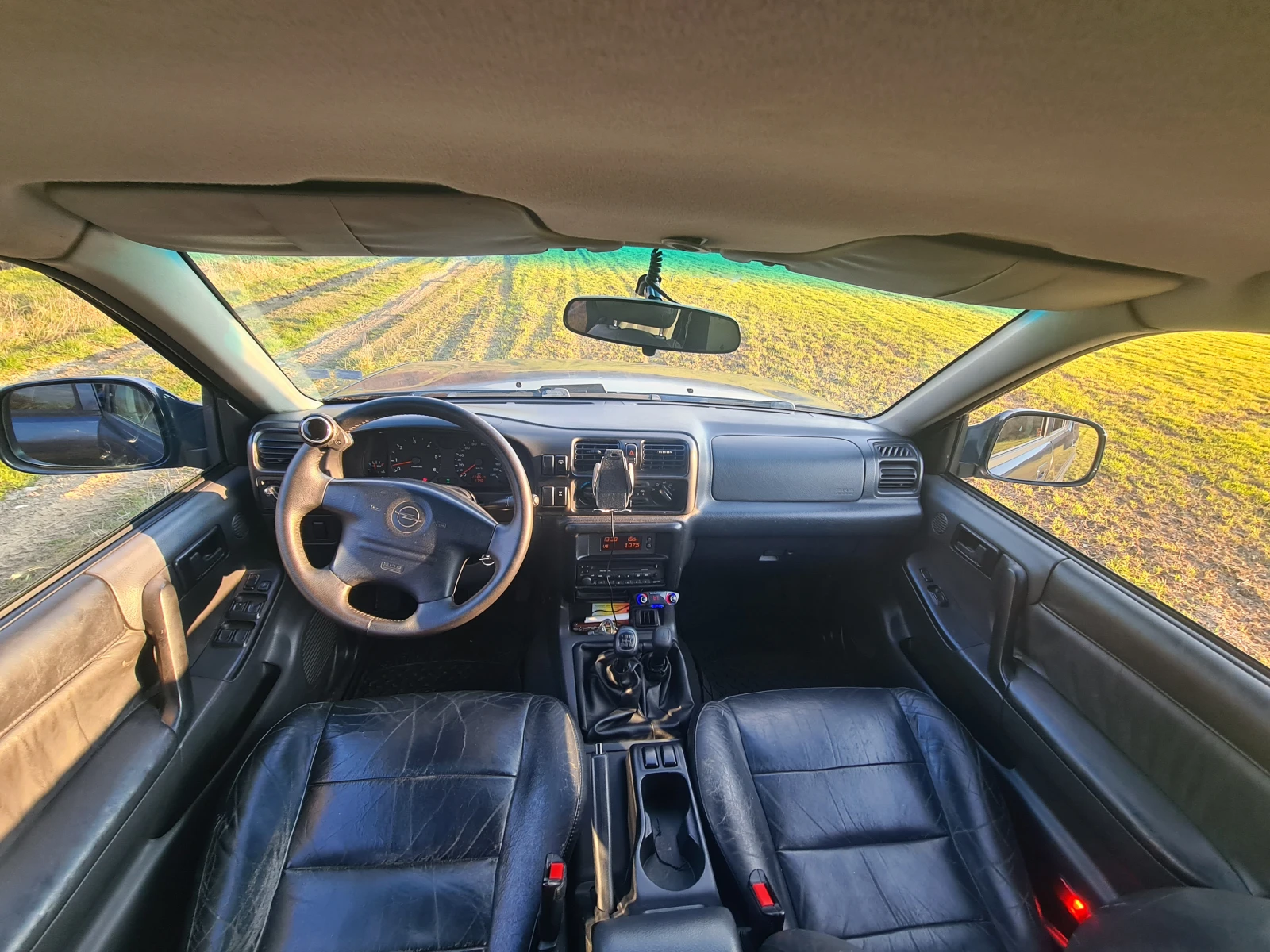 Opel Frontera, снимка 5 - Автомобили и джипове - 55493723