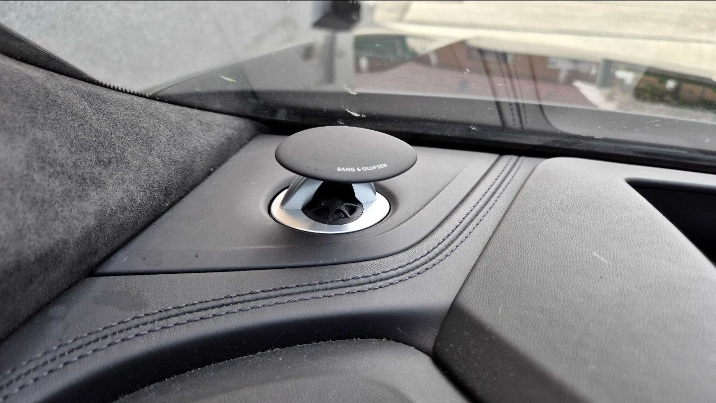 Audi RSQ8 Очакван Внос TFSI QUATTRO / CERAMIC / NIGHT VISIO, снимка 4 - Автомобили и джипове - 55740197