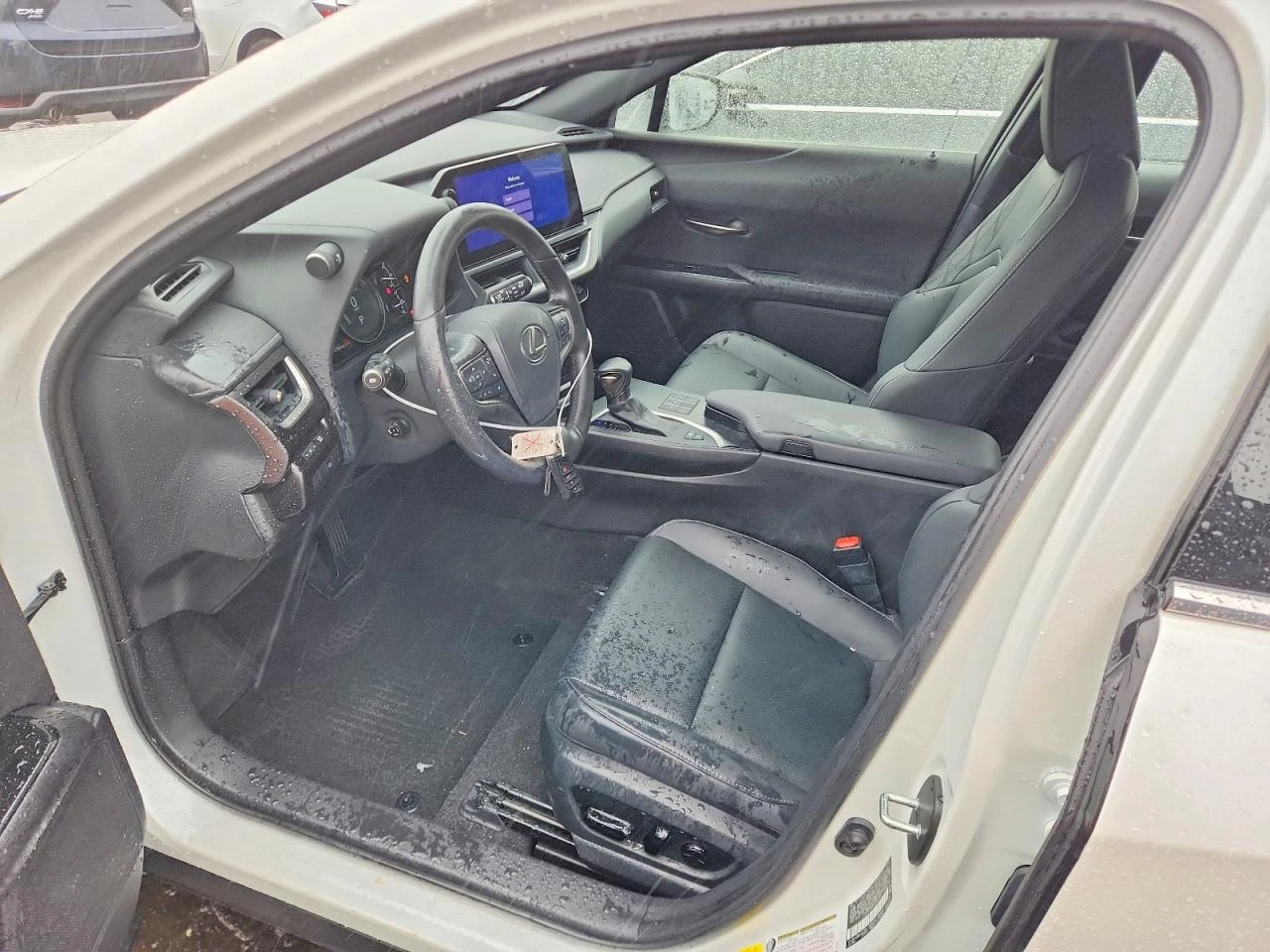 Lexus UX 250h 2.0l Premium, снимка 7 - Автомобили и джипове - 56664102