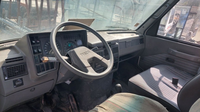 Iveco 59-12 2.5TDI, снимка 4 - Бусове и автобуси - 43473475