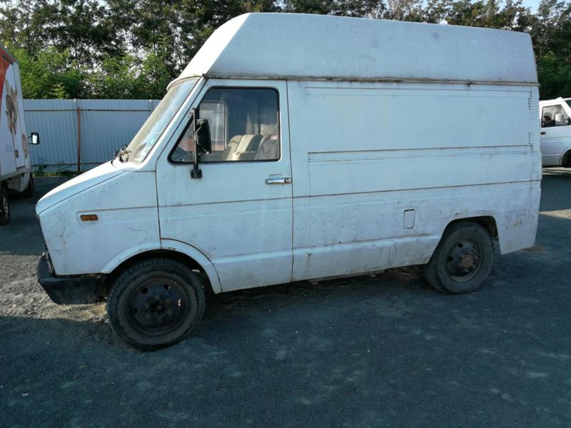 Iveco 35-8 2.5D, снимка 8 - Бусове и автобуси - 47183853