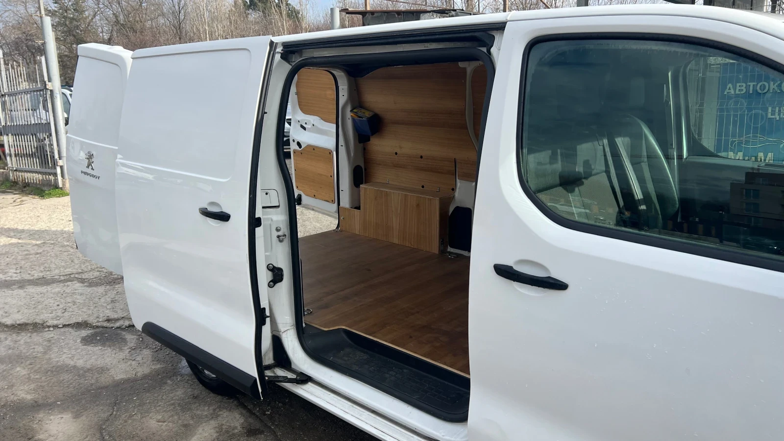 Peugeot Expert 2.0 HDI 150к.с - изображение 2