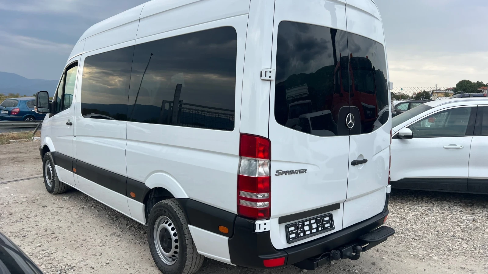 Mercedes-Benz Sprinter 9 места 646 мотор клима топ състояние, снимка 4 - Бусове и автобуси - 56051233