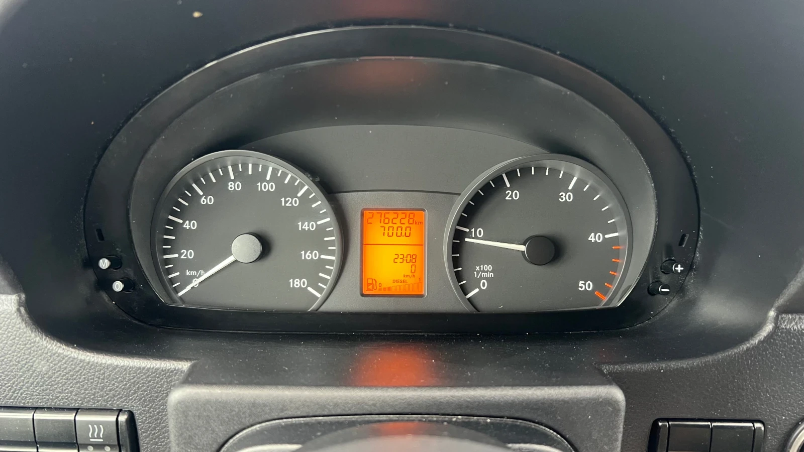 Mercedes-Benz Sprinter 9 места 646 мотор клима топ състояние, снимка 8 - Бусове и автобуси - 56051233