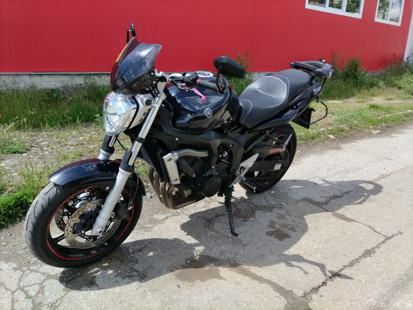 Yamaha FZ6