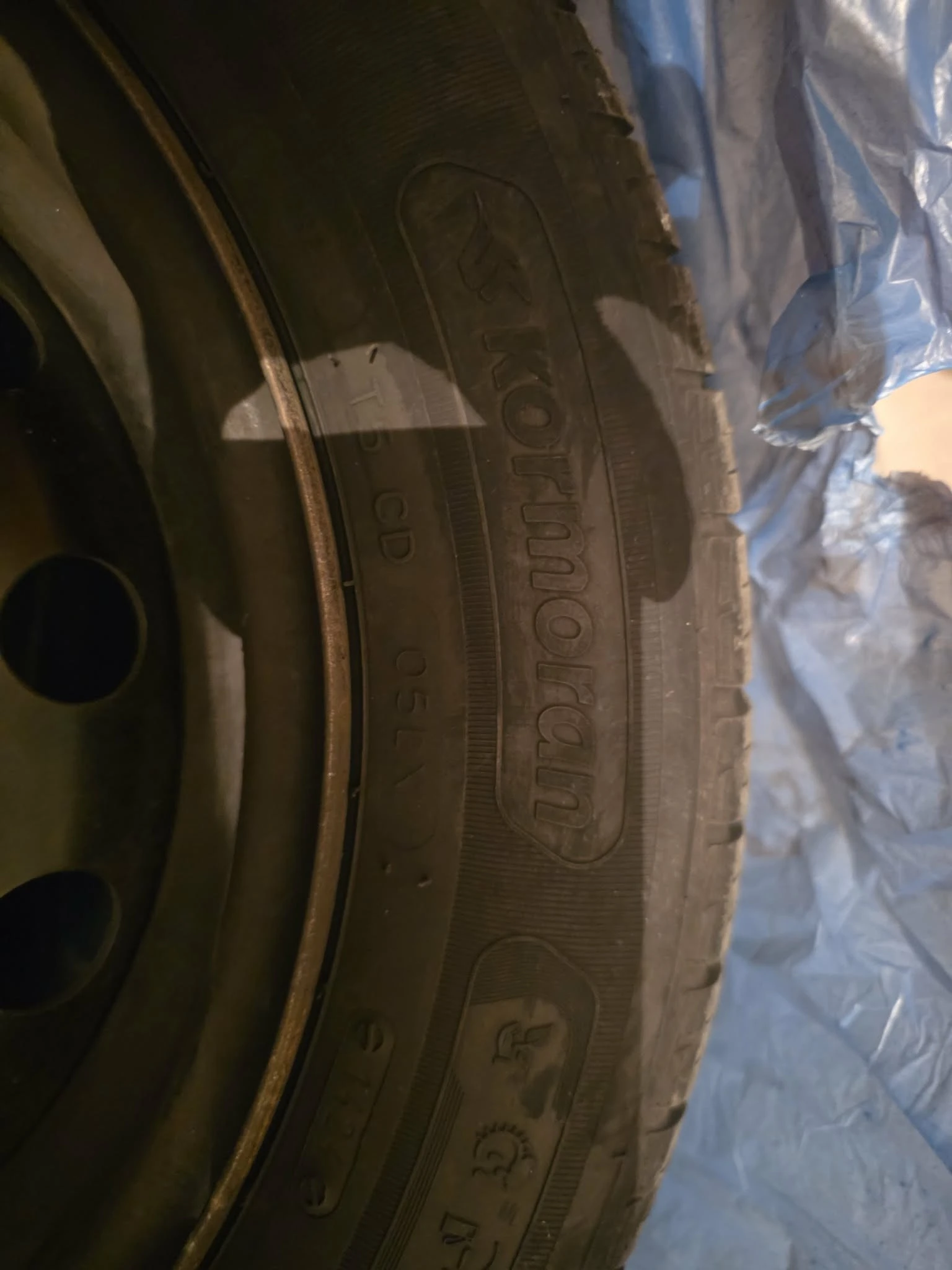 Гуми с джанти Kormoran 175/65R14, снимка 3 - Гуми и джанти - 55876993