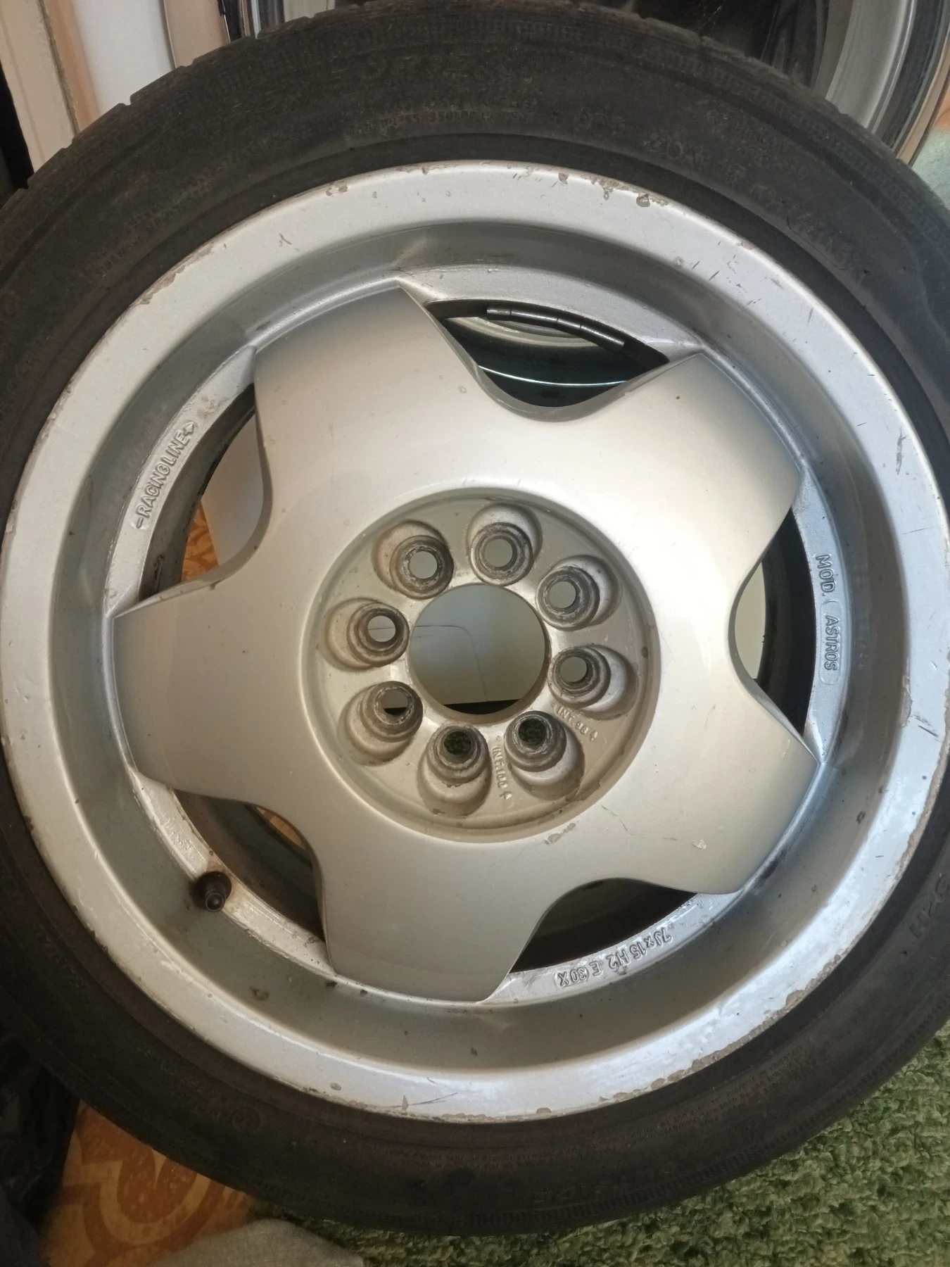 Гуми с джанти Hankook 195/50R15