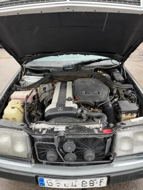 Mercedes-Benz 124 CE-300-24V Sport Line, снимка 12