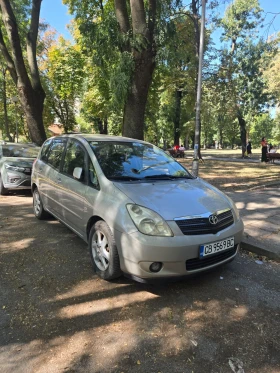 Toyota Corolla verso 2.0 D-4D, снимка 1