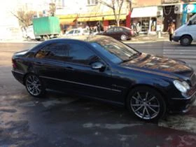  Mercedes-Benz C 32 A...