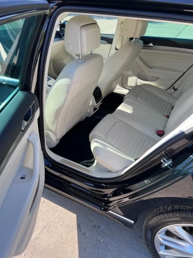 Обява за продажба на VW Passat R-line 2.0 TDI 4 motion ~41 500 лв. - изображение 4