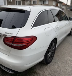 Mercedes-Benz 220 - 13700 € / 26794.87 лв. - 43194943 5