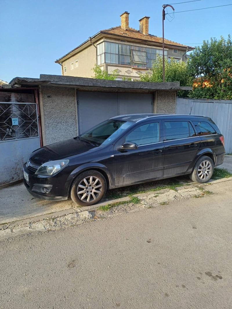 Opel Astra H, снимка 3 - Автомобили и джипове - 46750151