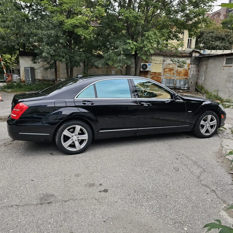 Mercedes-Benz S 550 * 4 Matic* Вакум* long* DVD* Bluetooth , снимка 6 - Автомобили и джипове - 47902365