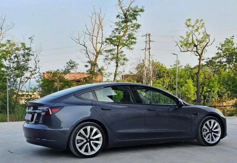 Tesla Model 3  4х4 Европейска Гаранция, снимка 5 - Автомобили и джипове - 50540263