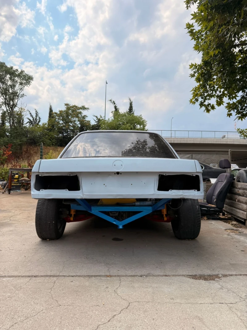 BMW 318, снимка 4 - Автомобили и джипове - 51805877