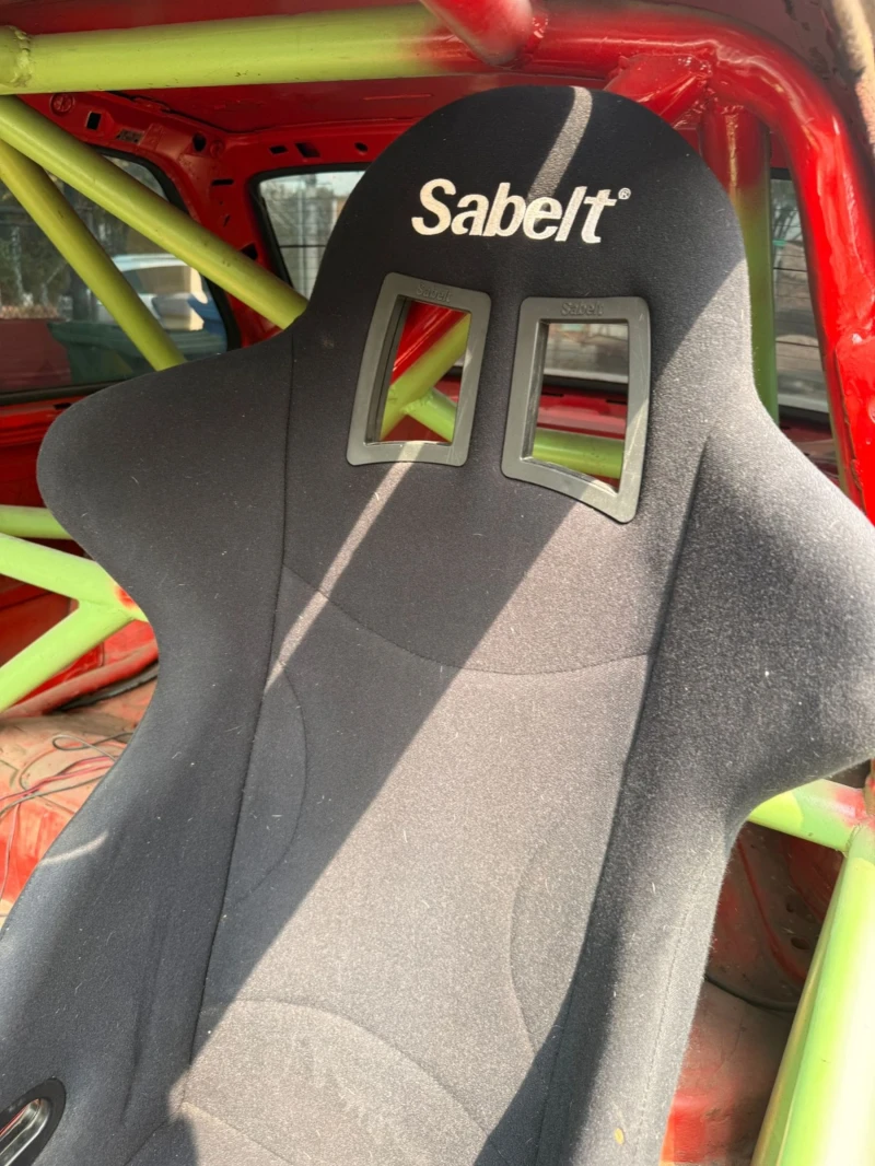 BMW 318, снимка 8 - Автомобили и джипове - 51805877