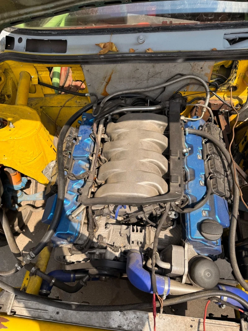 BMW 318, снимка 9 - Автомобили и джипове - 51805877