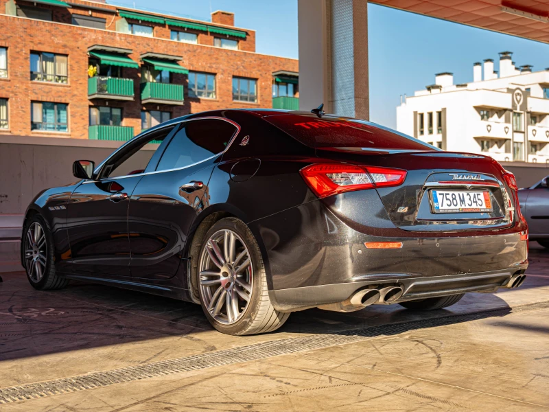 Maserati Ghibli * SQ4 * 8ZF * NAVI * НАЛИЧНА, снимка 4 - Автомобили и джипове - 51553562