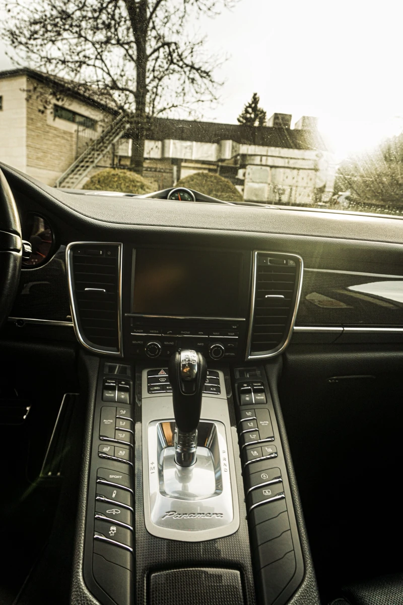Porsche Panamera TURBO бартер, снимка 7 - Автомобили и джипове - 52326159