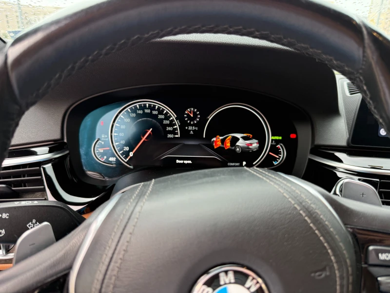 BMW 520 d Xdrive* Camera, снимка 16 - Автомобили и джипове - 52426990