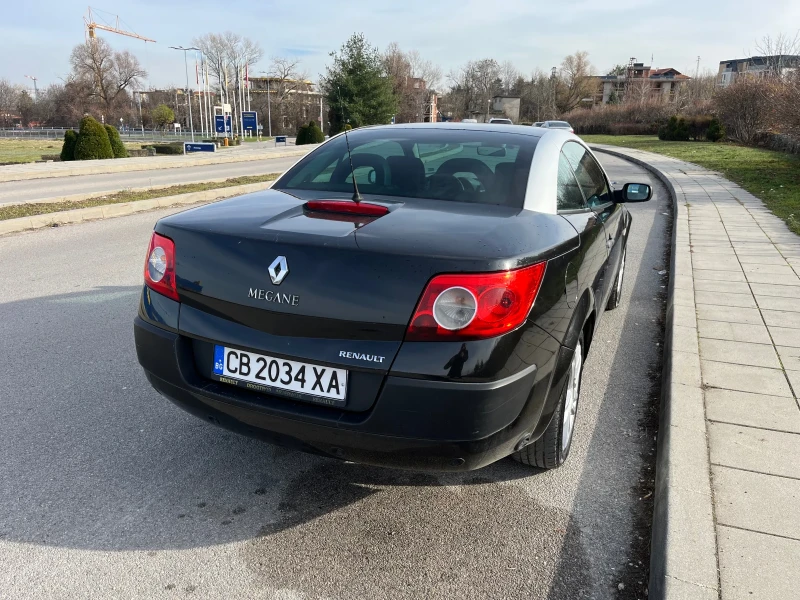 Renault Megane 2.0I газ-бензин, снимка 4 - Автомобили и джипове - 52635385