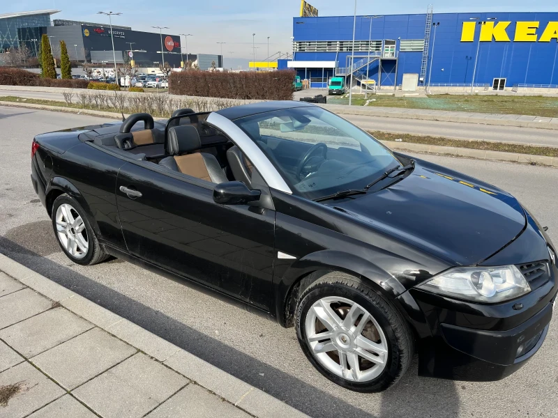 Renault Megane 2.0I газ-бензин, снимка 5 - Автомобили и джипове - 52635385