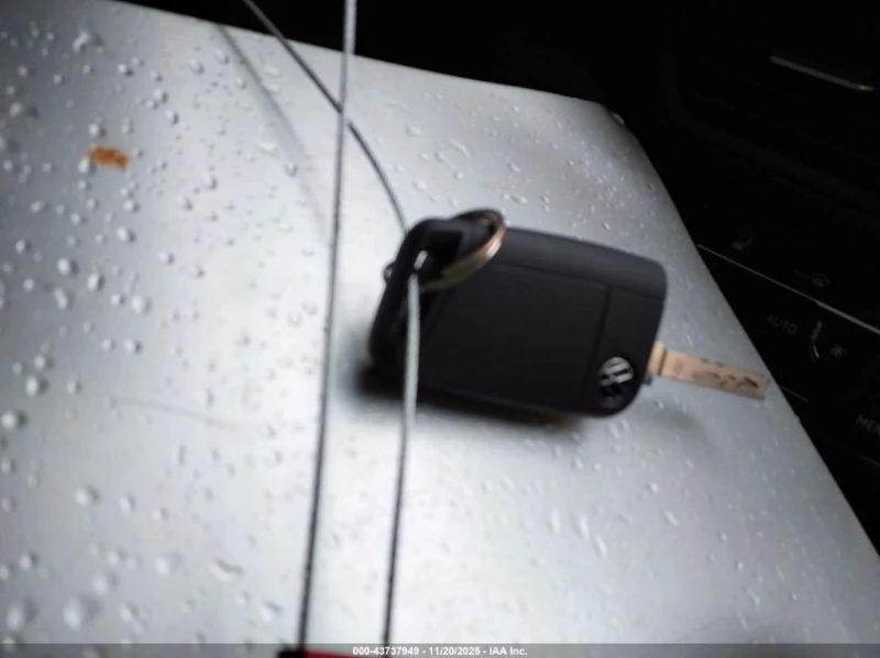 VW Jetta 1.5L I-4 DI, DOHC, VVT, TURBO, 158HP Front Wheel, снимка 3 - Автомобили и джипове - 53044416