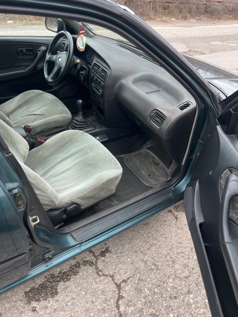 Nissan Primera 1.6 газ/бензин КЛИМАТИК, снимка 13 - Автомобили и джипове - 53166837