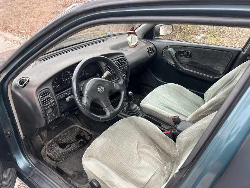 Nissan Primera 1.6 газ/бензин КЛИМАТИК, снимка 12 - Автомобили и джипове - 53166837