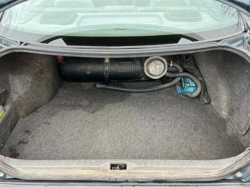 Nissan Primera 1.6 газ/бензин КЛИМАТИК, снимка 16 - Автомобили и джипове - 53166837