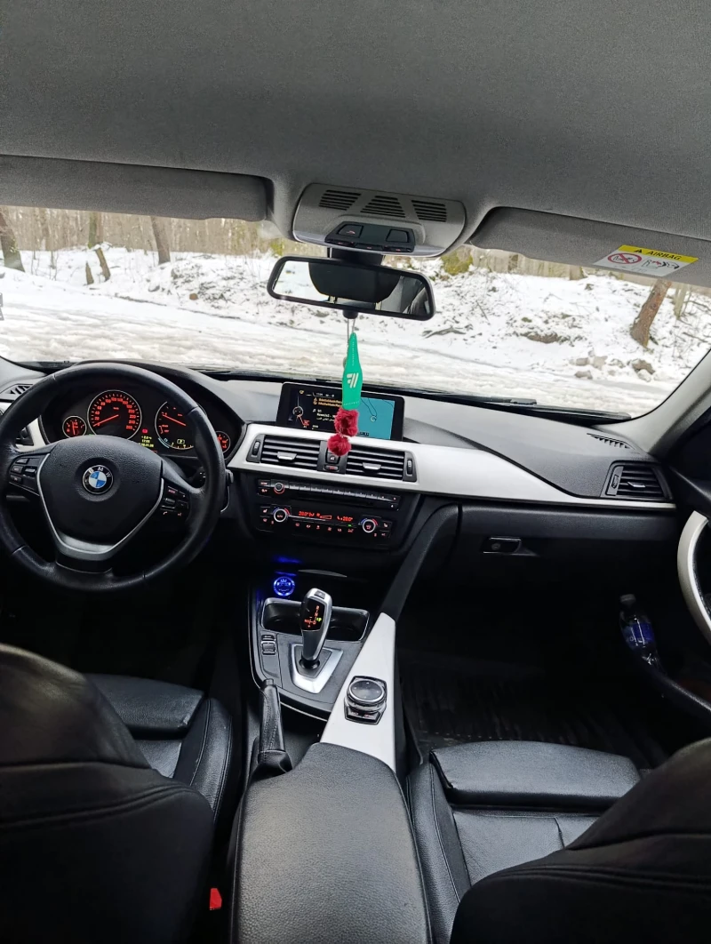 BMW 320 2.0 184 к.с., снимка 9 - Автомобили и джипове - 53289489