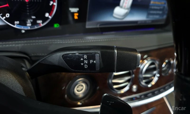 Mercedes-Benz S 560, снимка 9 - Автомобили и джипове - 53571509