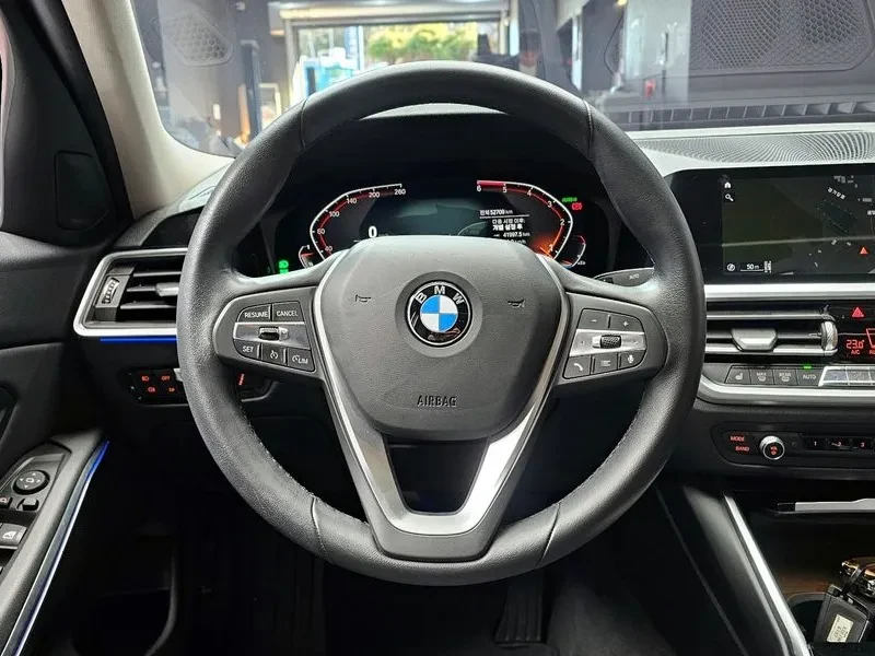BMW 320 - САМО 30% АВАНС, снимка 13 - Автомобили и джипове - 55406814