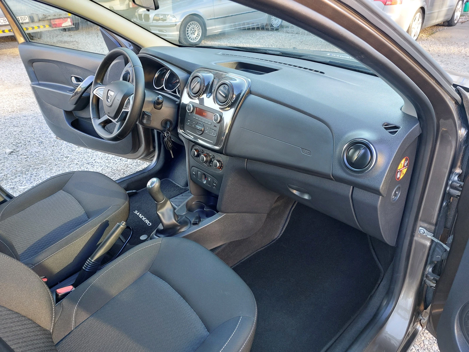Dacia Sandero | Mobile.bg — изображение 12