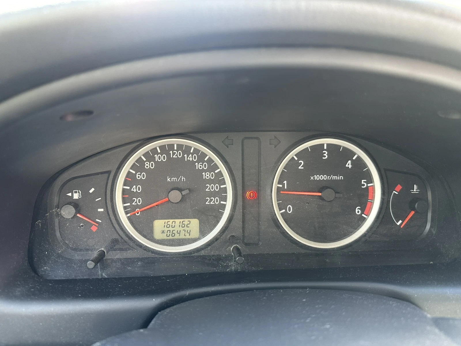 Nissan Almera  - изображение 8