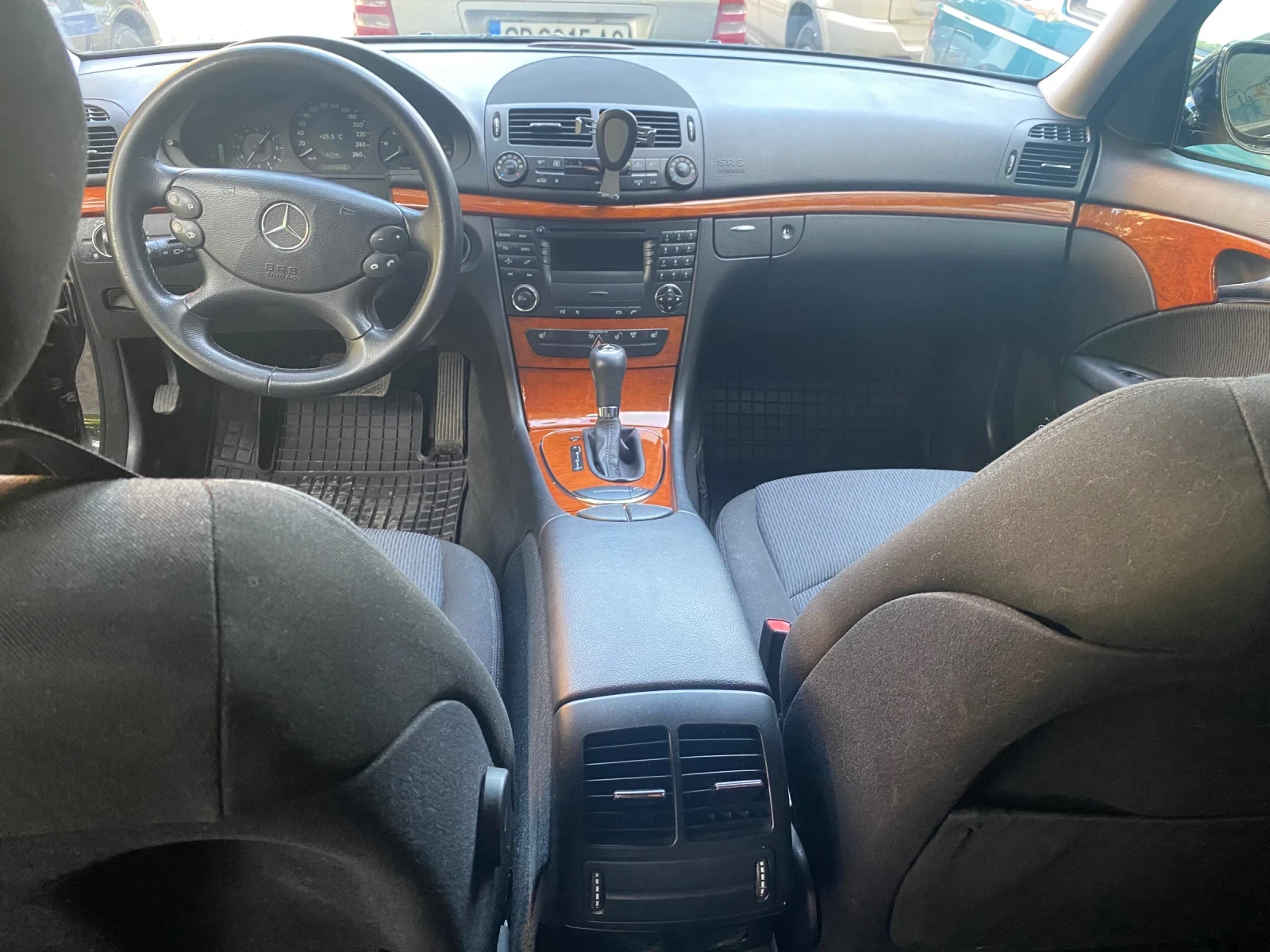 Mercedes-Benz E 220 E220 feis - изображение 7