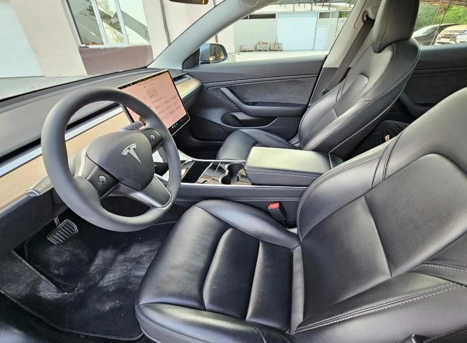 Tesla Model 3  44   | Mobile.bg   12