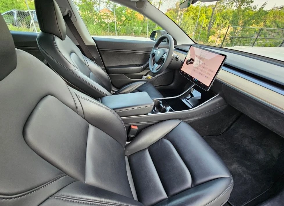 Tesla Model 3  44   | Mobile.bg   13