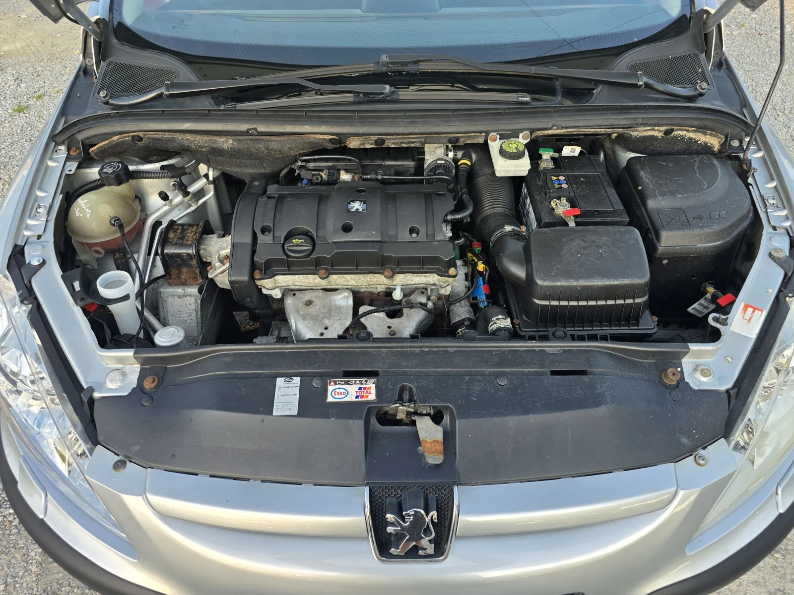 Peugeot 307 CC 1.6 i 109 К.С. КОЖА / КЛИМАТРОНИК  | Mobile.bg — изображение 16