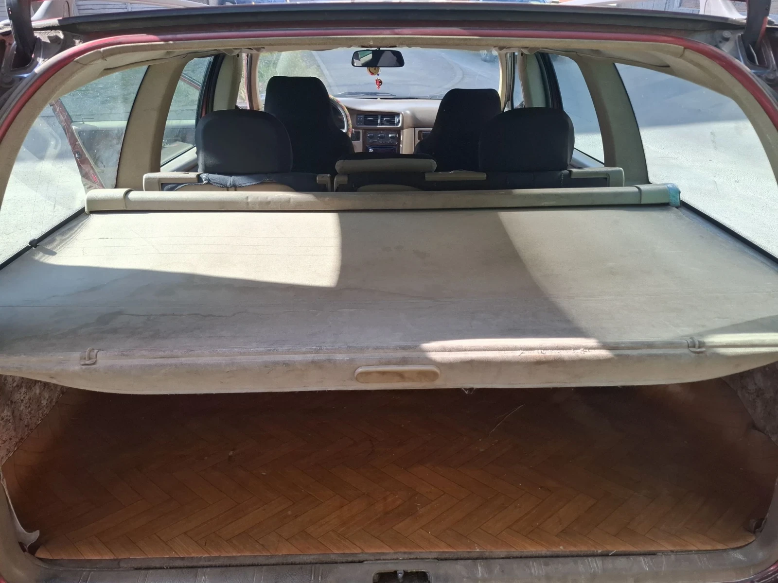 Volvo V70 2.5 tdi - изображение 10