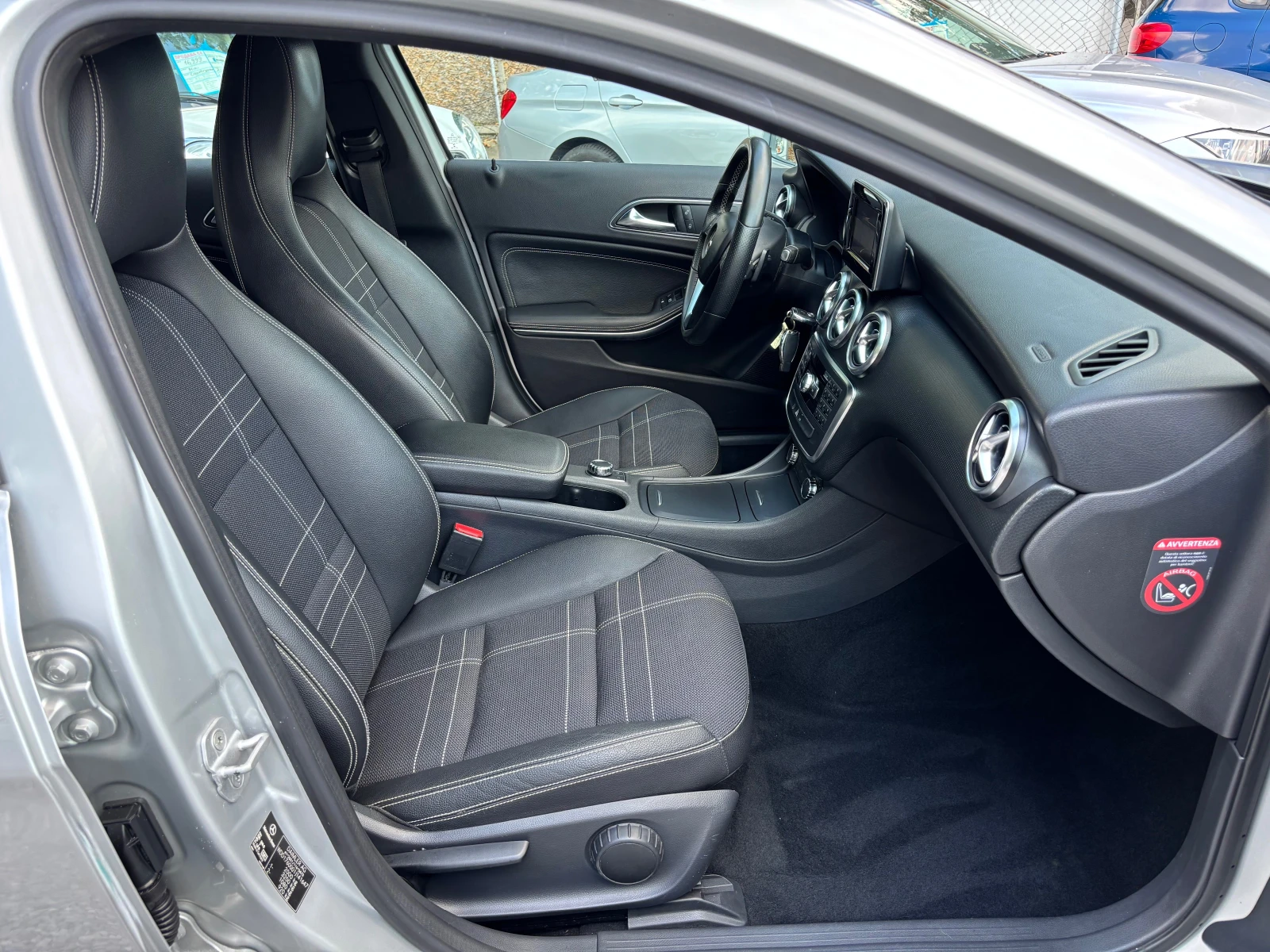 Mercedes-Benz A 180 CDI - AMG LINE* * *  - изображение 10
