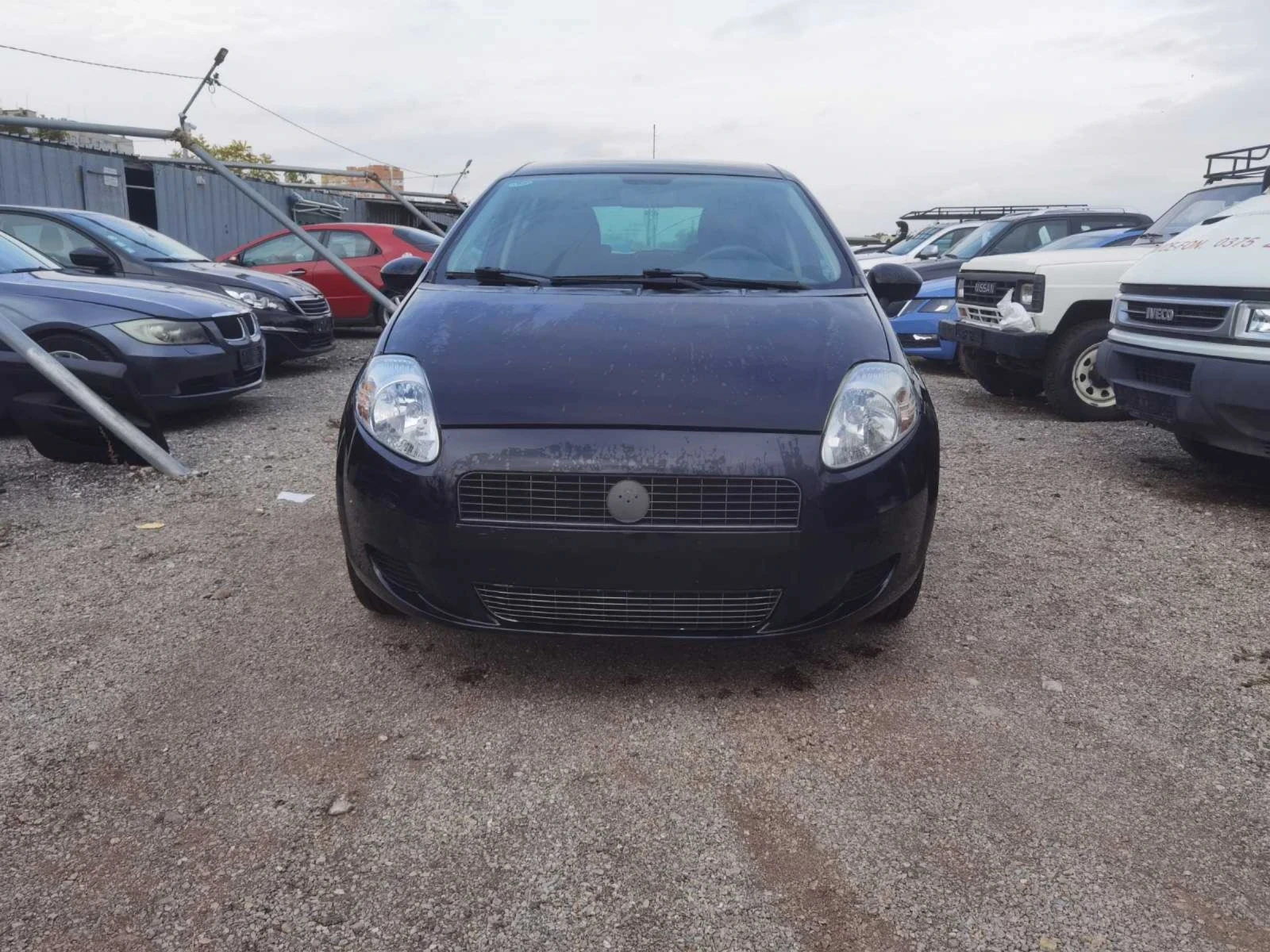 Fiat Punto 1.2i КЛИМАТИК  - изображение 2