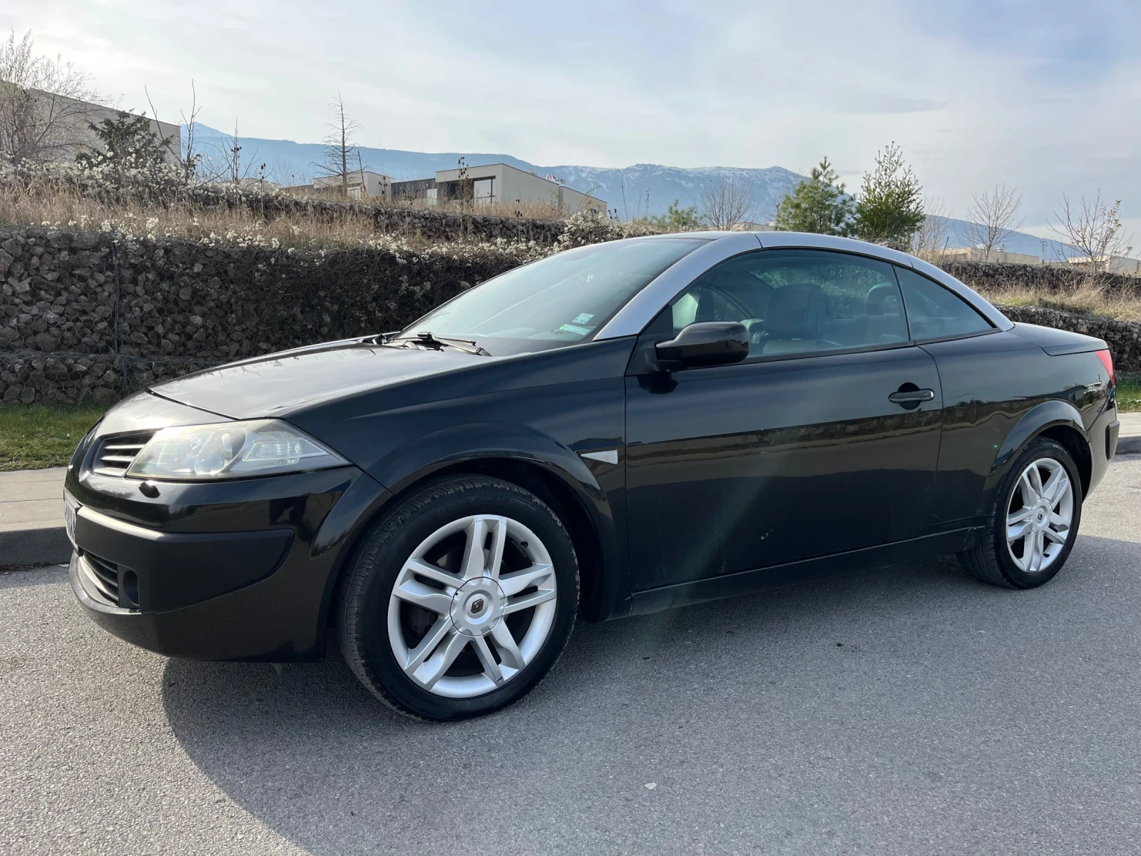 Renault Megane 2.0I газ-бензин - изображение 2