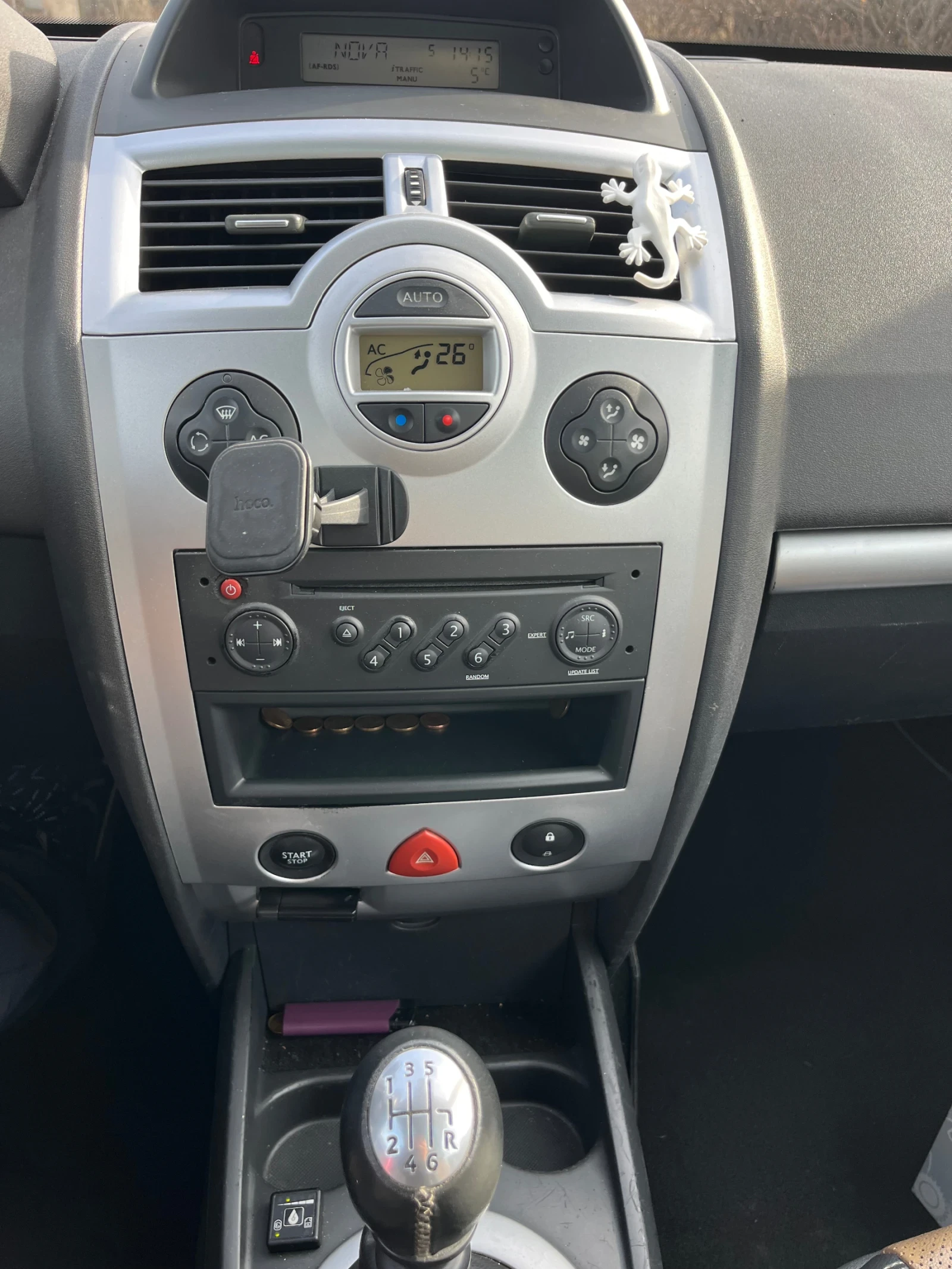 Renault Megane 2.0I газ-бензин - изображение 8