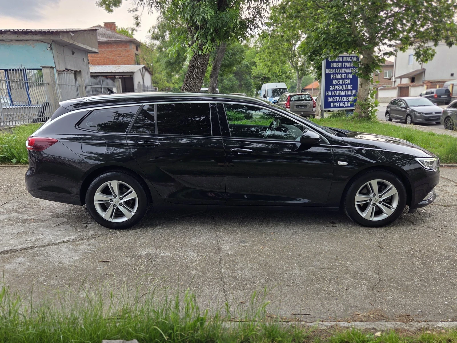 Opel Insignia, снимка 4 - Автомобили и джипове - 53090728