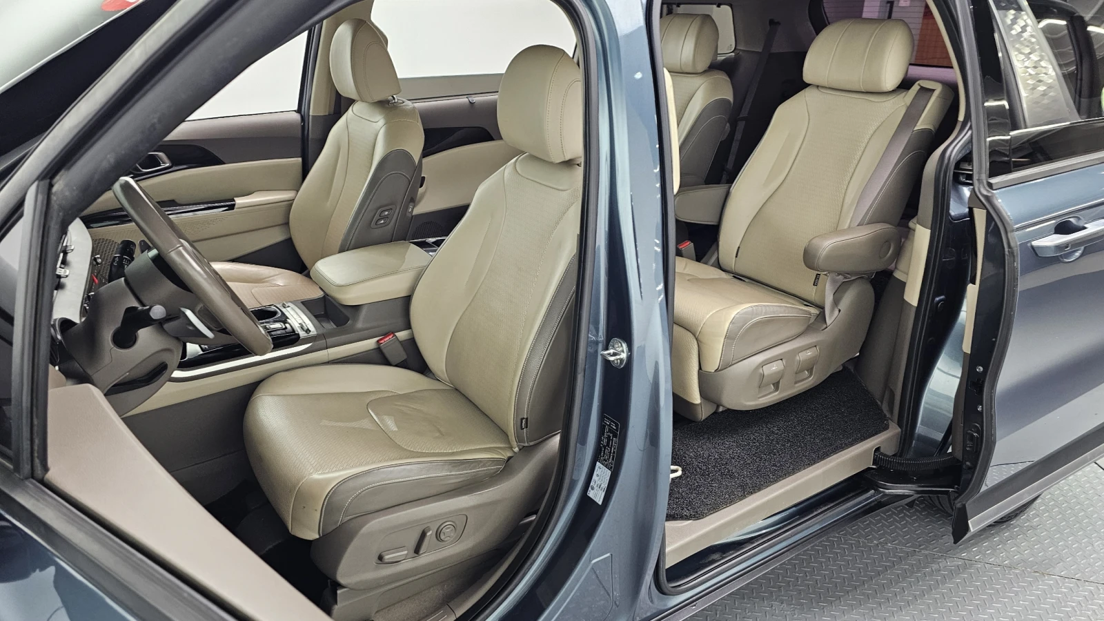 Kia Carnival 7 seater Noblesse autogeorge.com | Mobile.bg � ����������� 10