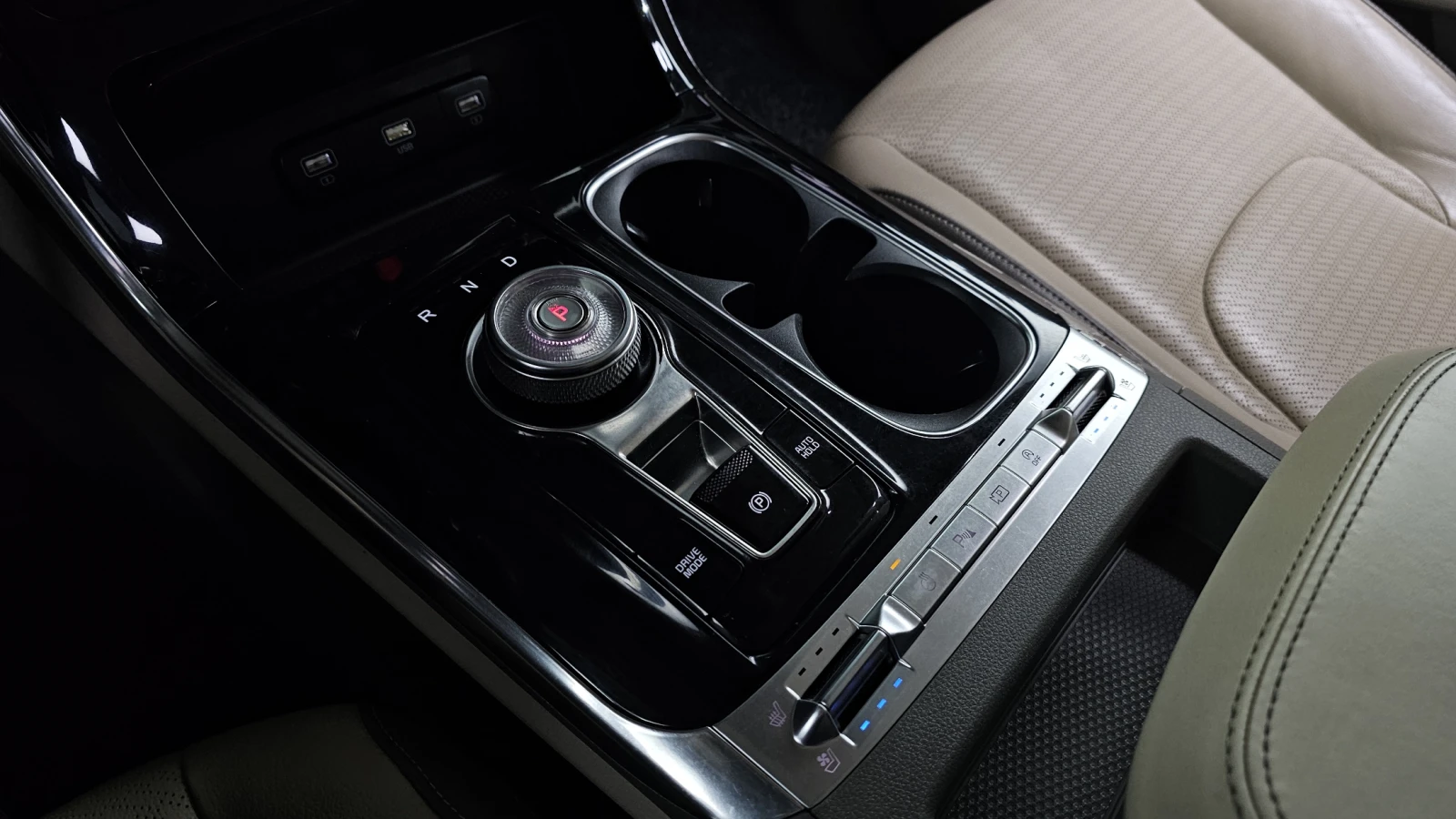 Kia Carnival 7 seater Noblesse autogeorge.com | Mobile.bg � ����������� 8